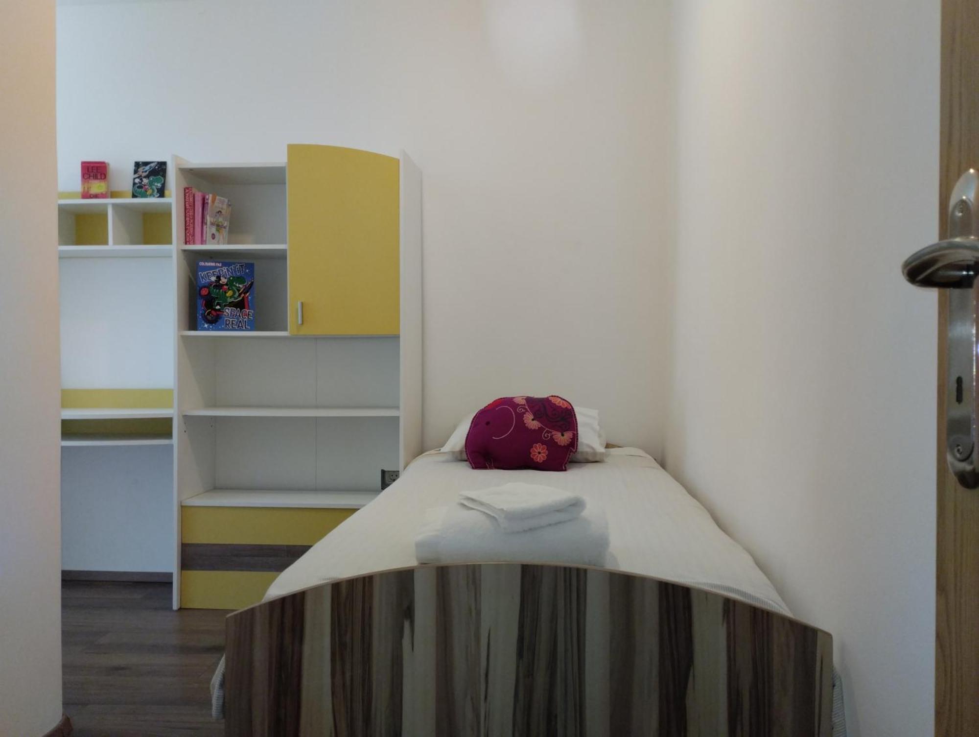 Prime Apartment ไพราน ภายนอก รูปภาพ